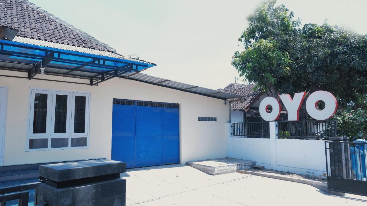 Reddoorz Syariah At Griya Soeratin Pacitan Ξενοδοχείο Εξωτερικό φωτογραφία